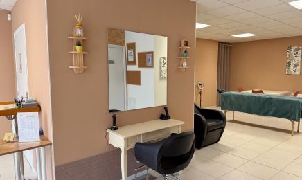 Jos’hair & Jos’bioty By Cynthia & Fanny  : Coiffeur à Hénin-Beaumont