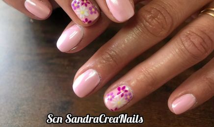 SCN Sandra Créa Nails : Manucure à Ussac