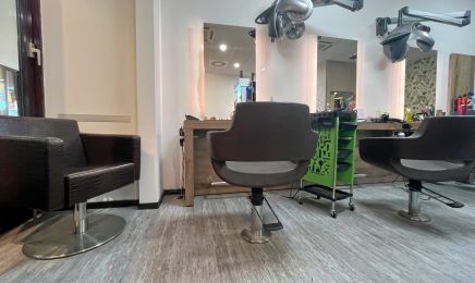 Haar Moment by Francesca Maglio: Friseur in Bad Homburg vor der Höhe