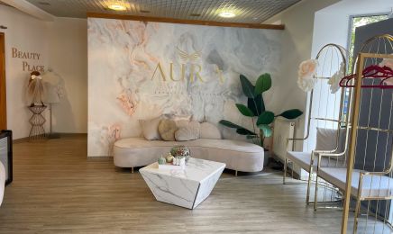 AURA Ästhetik : Kosmetikstudio in Lauf an der Pegnitz
