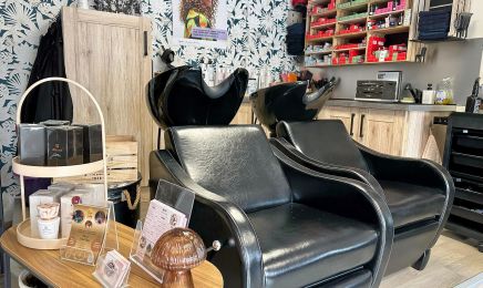 Au salon chez Julia, Coiffeur & Head Spa : Coiffeur à Granville
