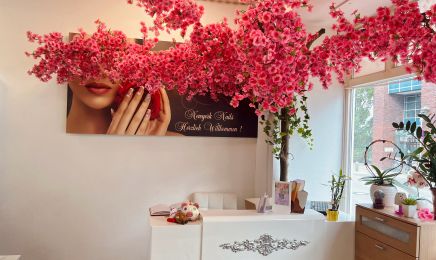 New York Nails - Nagelstudio - Nageldesign: Kosmetikstudio in Neumünster