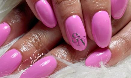 Sonia nails  : Institut de beauté à Porcheville