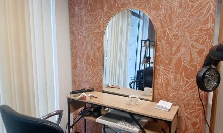 Une pause en couleurs & L’atelier de Stella : Coiffeur à Narbonne