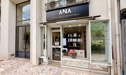 Laura S Esthéticienne - Prothésiste Ongulaire : Institut de beauté à Nice
