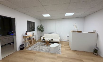 DK glam  : Manucure à Montereau-Fault-Yonne