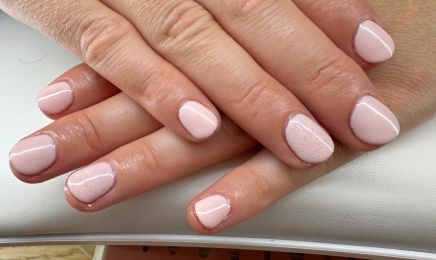 Aurélie Paschini Ongles et Maquillage  : Manucure à Saint-Georges-de-Reneins
