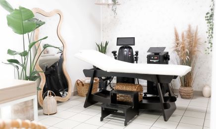Blya Studio : Institut de beauté à Privas