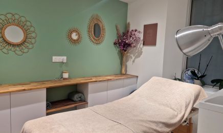 La beauté au comptoir  : Manucure à La Valette-du-Var