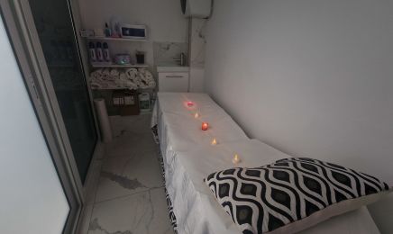 Isha Indienne beauty  : Manucure à Paris