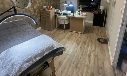 WeNails • Esthétique, Ongles & Cils : Institut de beauté à Cherbourg-en-Cotentin