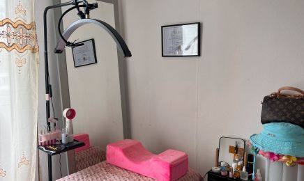 LasheesByTia : Institut de beauté à Quimper