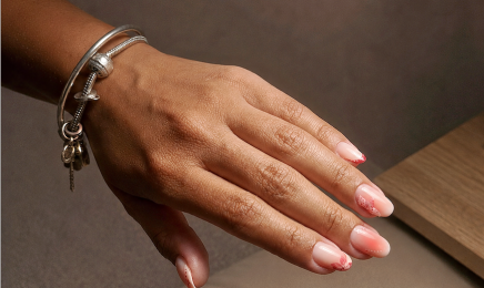 Nails Club by Jado : Manucure à Saint-Germain-du-Salembre