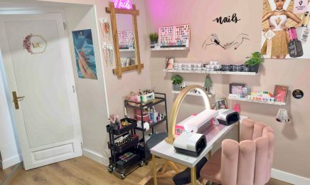 NAIL’LISS L'INSTANT BEAUTÉ : Manucure à Saint-Savournin