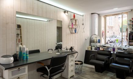 Chez Vava : Coiffeur à Anse