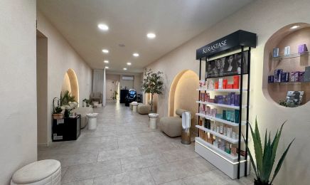 Gözde Özger Cosmetics: Nagelstudio in Iserlohn