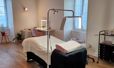 Mirtha Gonzalez : Coiffeur à Arpajon-sur-Cère, France