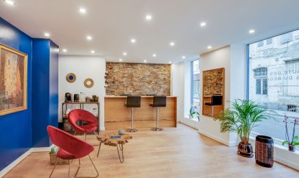 Le salon 23  : Manucure à Fontainebleau