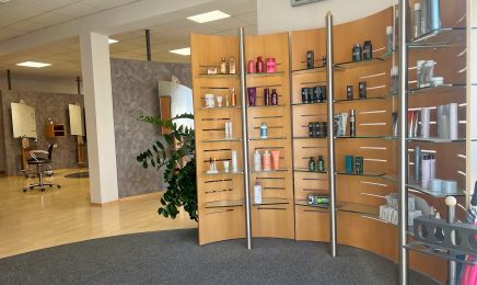 Haarstudio Friseur Romana: Barbershop in Crailsheim