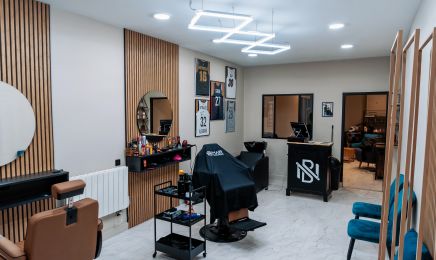 NB HAIR DESIGNERS : Manucure à Villeurbanne