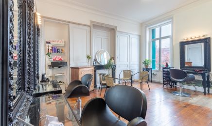 Salon Beautex - Coiffure & Esthétique : Manucure à Vénissieux