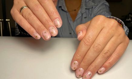 Purple Beauty  : Manucure à Meaux