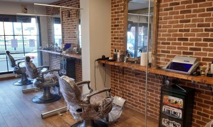 L'Homme : Barbier à Estaires