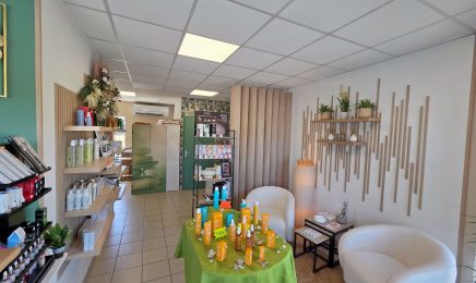 Institut Karine Beaute  : Institut de beauté à Montendre