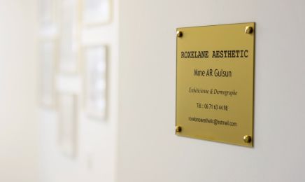 Roxelane Aesthétic  : Manucure à Narbonne