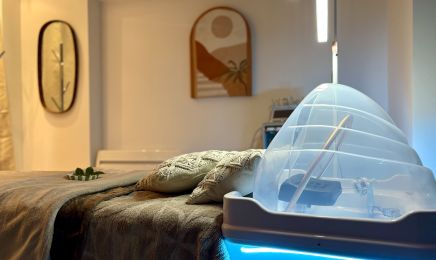 Maison KÉMI | HeadSpa - Maison d’expertise capillaire et de beauté Cheveux texturés : Manucure à Angers