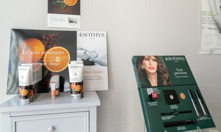Aux halles de la beauté : Manucure à Marmande