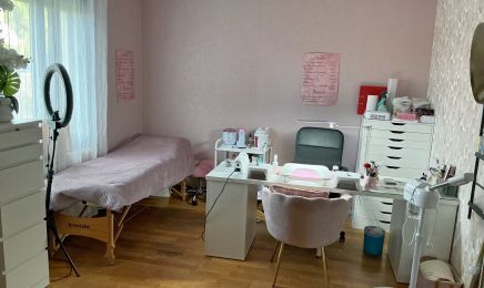 Laetiz Ongles : Institut de beauté à Grâces