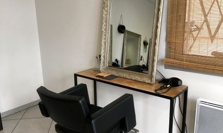 Carla chez Larra Coiff'  : Coiffeur à Larra