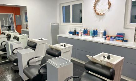 M Coiffure : Coiffeur à Ombrée d'Anjou