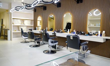 Menstreet : Barbier à Sète