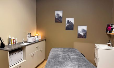Institut Alexir Vinzier - Galerie Super U  : Institut de beauté à Vinzier