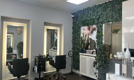 Feine Haarkunst Duisburg: Kosmetikstudio in Duisburg
