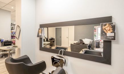 Image IN coiffure  : Coiffeur à La Biolle