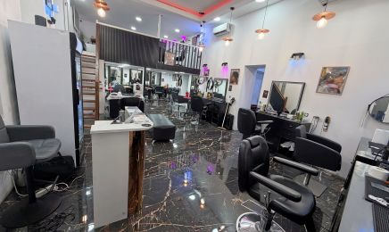 Addict hair - Glow Hair Institut : Manucure à Lille