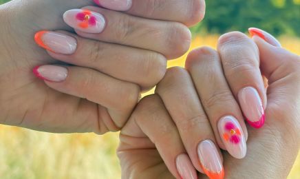 Avelena Beauty : Manucure à Menat
