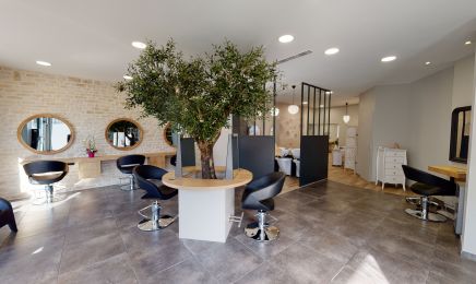 Karactère - Bourg-en-Bresse : Coiffeur à Bourg-en-Bresse