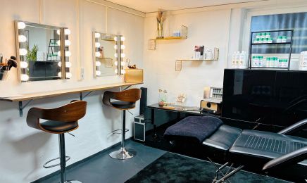 Studio Fix: Kosmetikstudio in Böblingen