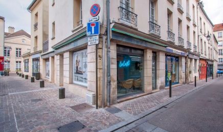 Moni massage  : Institut de beauté à Saint-Germain-en-Laye