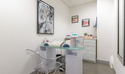 NIKI NAILS (salon ALIONA) : Coiffeur à Lyon