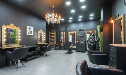 Barber's Time  : Institut de beauté à Thourotte