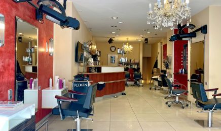 Salon Rouge: Friseur in Bochum