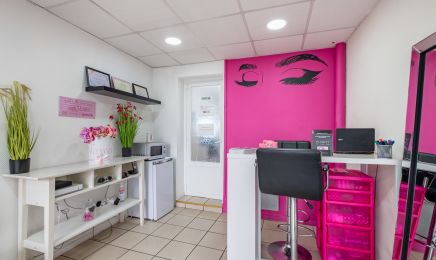 Nawel Esthetique : Institut de beauté à Saint-Fons