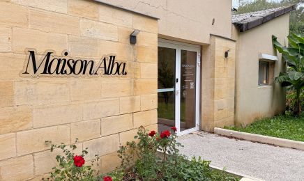 Maison alba Maelle  : Coiffeur à Sarlat-la-Canéda