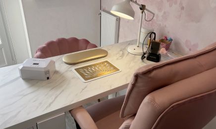 Les Ongles De Soralya : Manucure à Écouflant