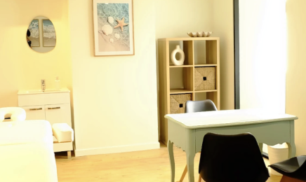 Malvina Facompré - Massages, Soin énergétique, Naturopathe TCA, Nutrition, Femme enceinte : Institut de beauté à Carvin